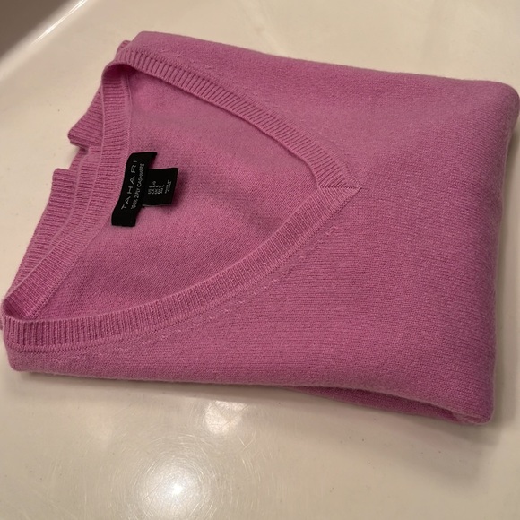 100% 2 ply Cashmere sweater - Picture 5 of 11